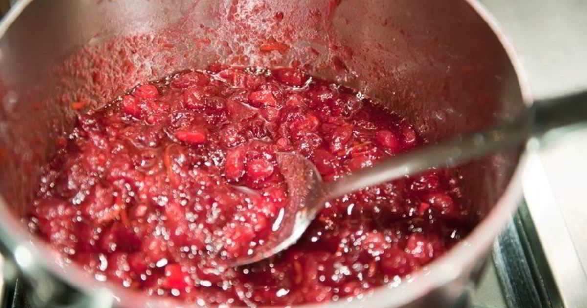 Шашлык в гранатовом соусе: рецепт и фото