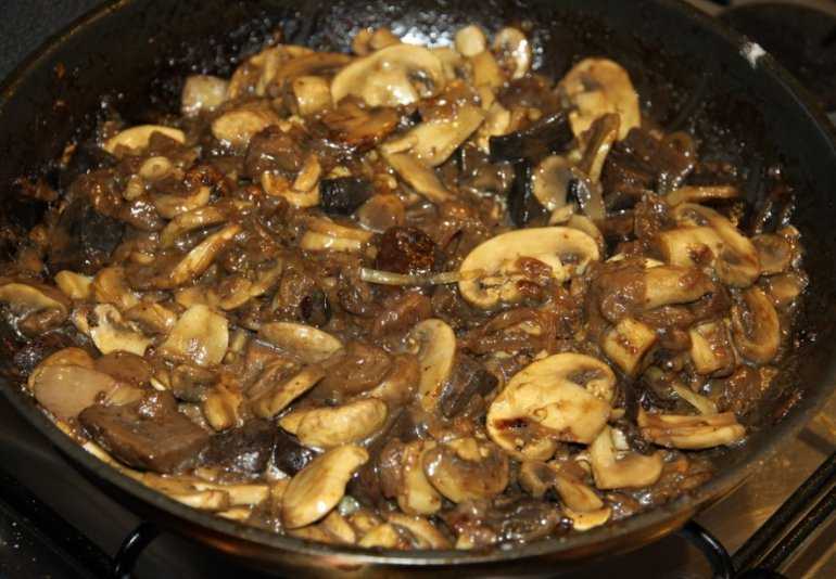 Сыроежки жареные: рецепты приготовления с картошкой на сковороде, как и сколько жарить с луком, как готовить свежие грибы и можно ли не отваривая