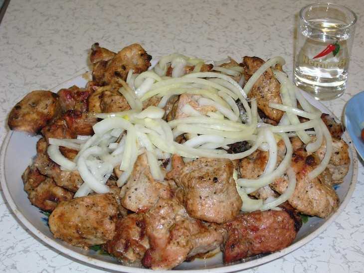 Очень вкусный маринад для шашлыка из свинины, чтобы мясо было мягким и сочным