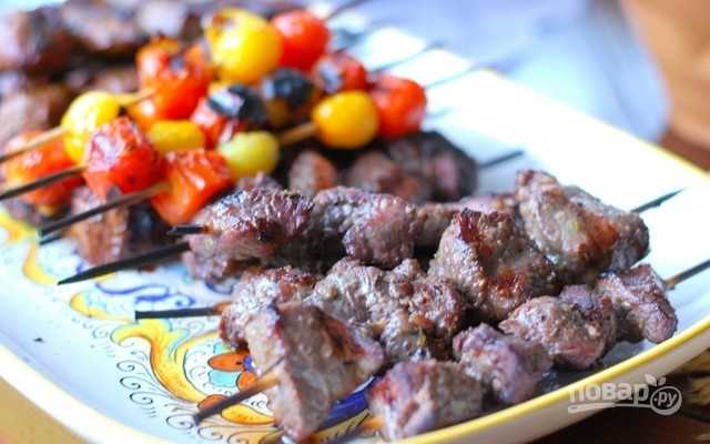 Свиной шашлык в вине белом и красном