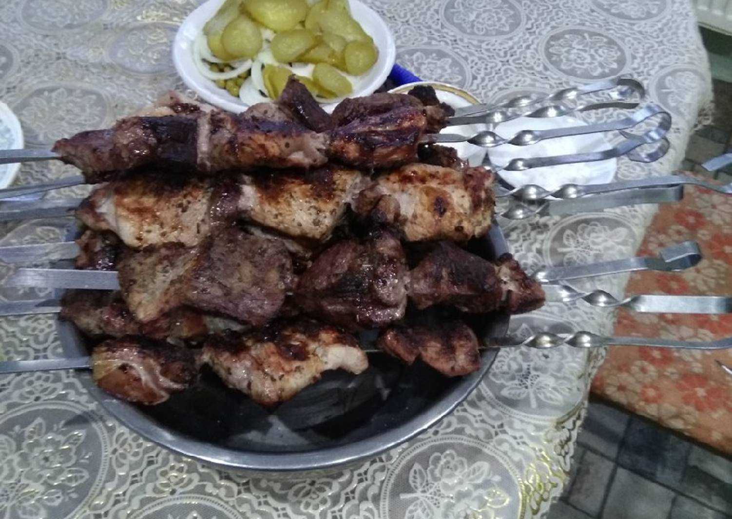 Как быстро замариновать шашлык: топ 5 рецептов на скорую руку