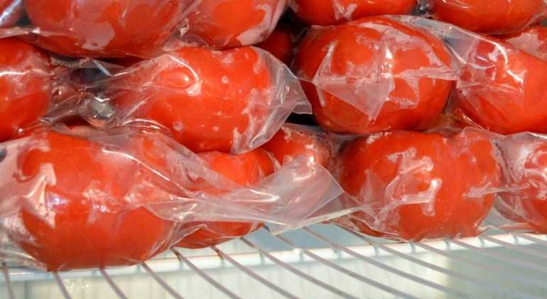 заморозка помидоров в пакете