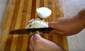 Как сварить суп из соленых груздей