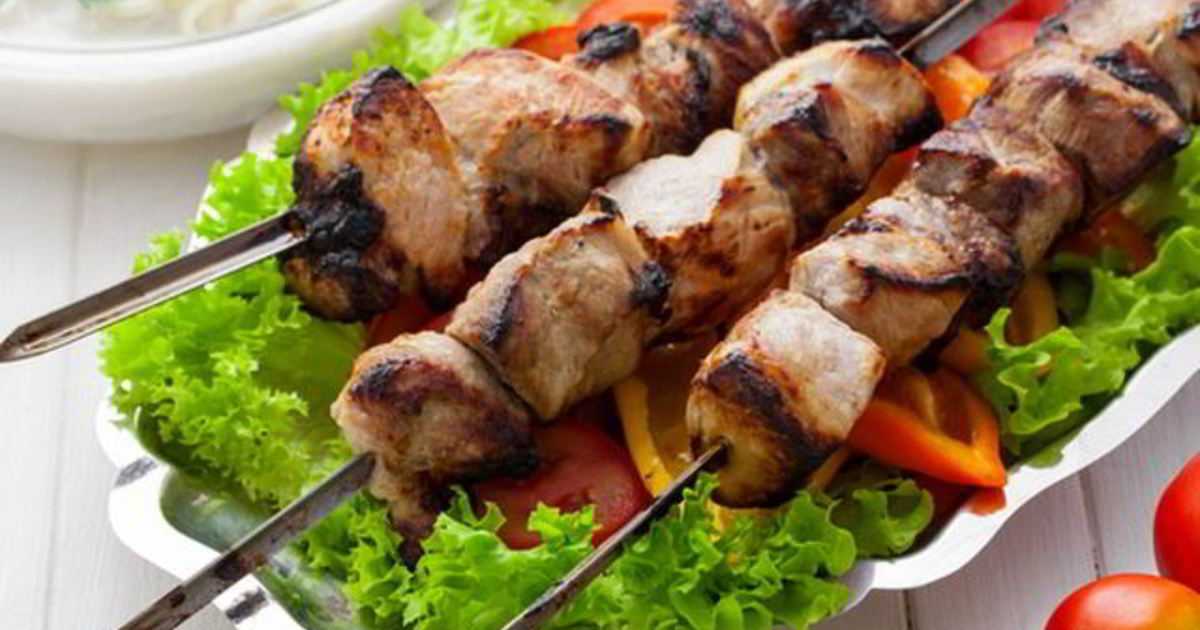 7 маринадов для шашлыка, которые сделают вкуснее любое мясо