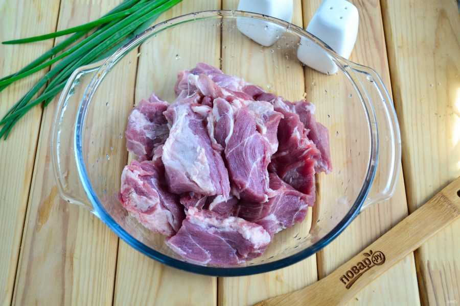 Маринад с уксусом и луком для сочного шашлыка из свинины