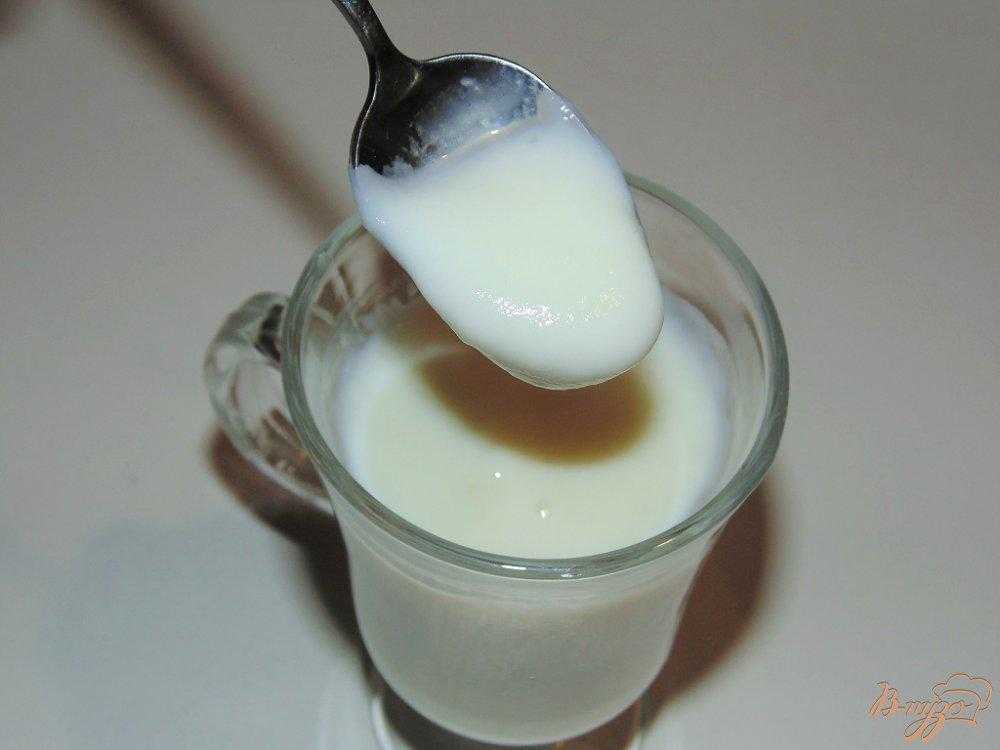 Кисель из молока и крахмала с ванилином