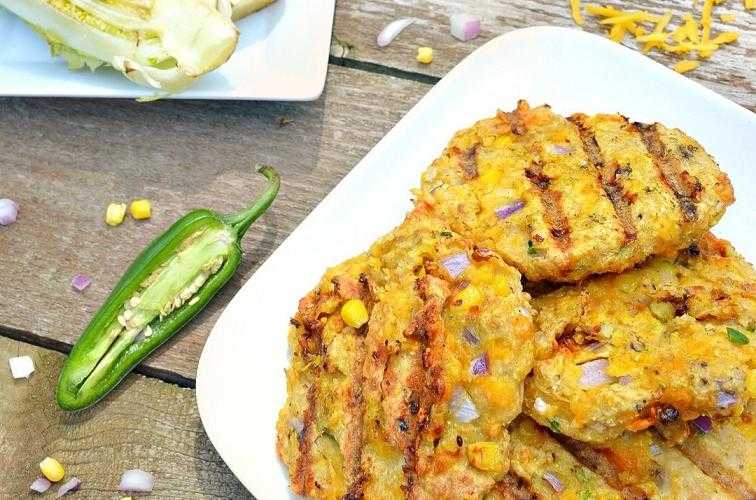 Куриные котлеты с кукурузой по гавайски