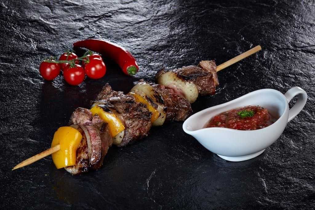 Как замариновать шашлык из говядины/ рецепты с фото