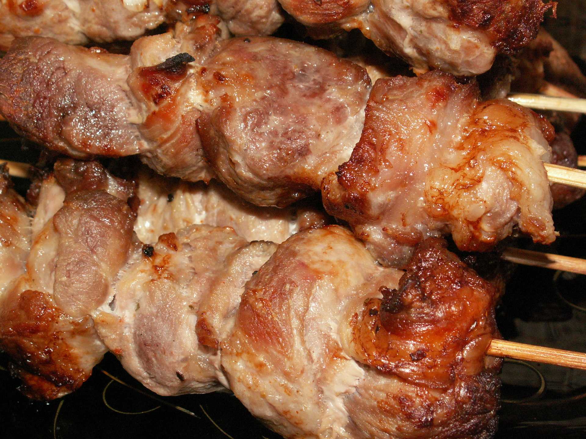 Быстрый маринад для шашлыка из свинины: рецепты и советы