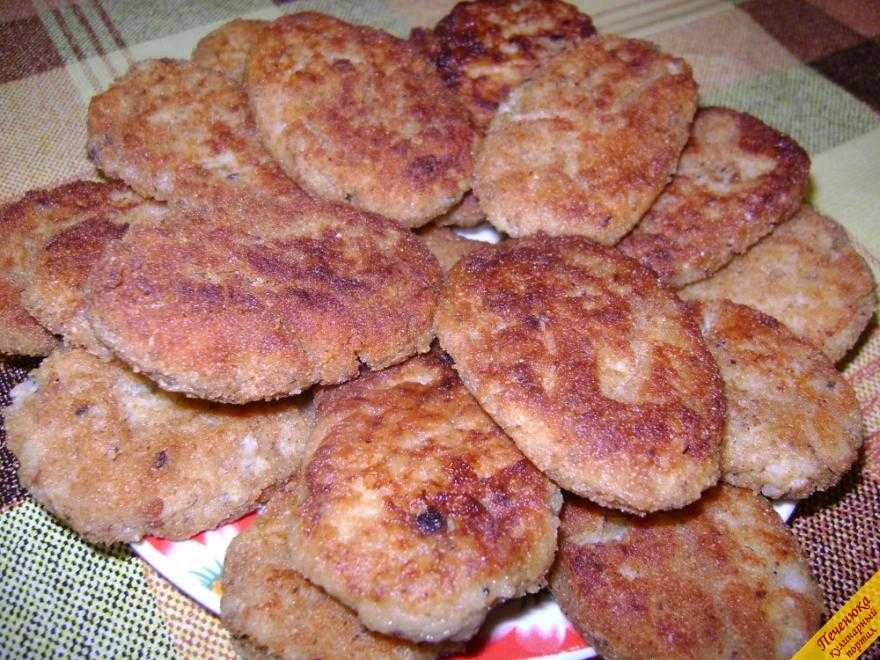 Котлеты из рыбной консервы. рецепт с рисом, манкой, геркулесом, на кефире
