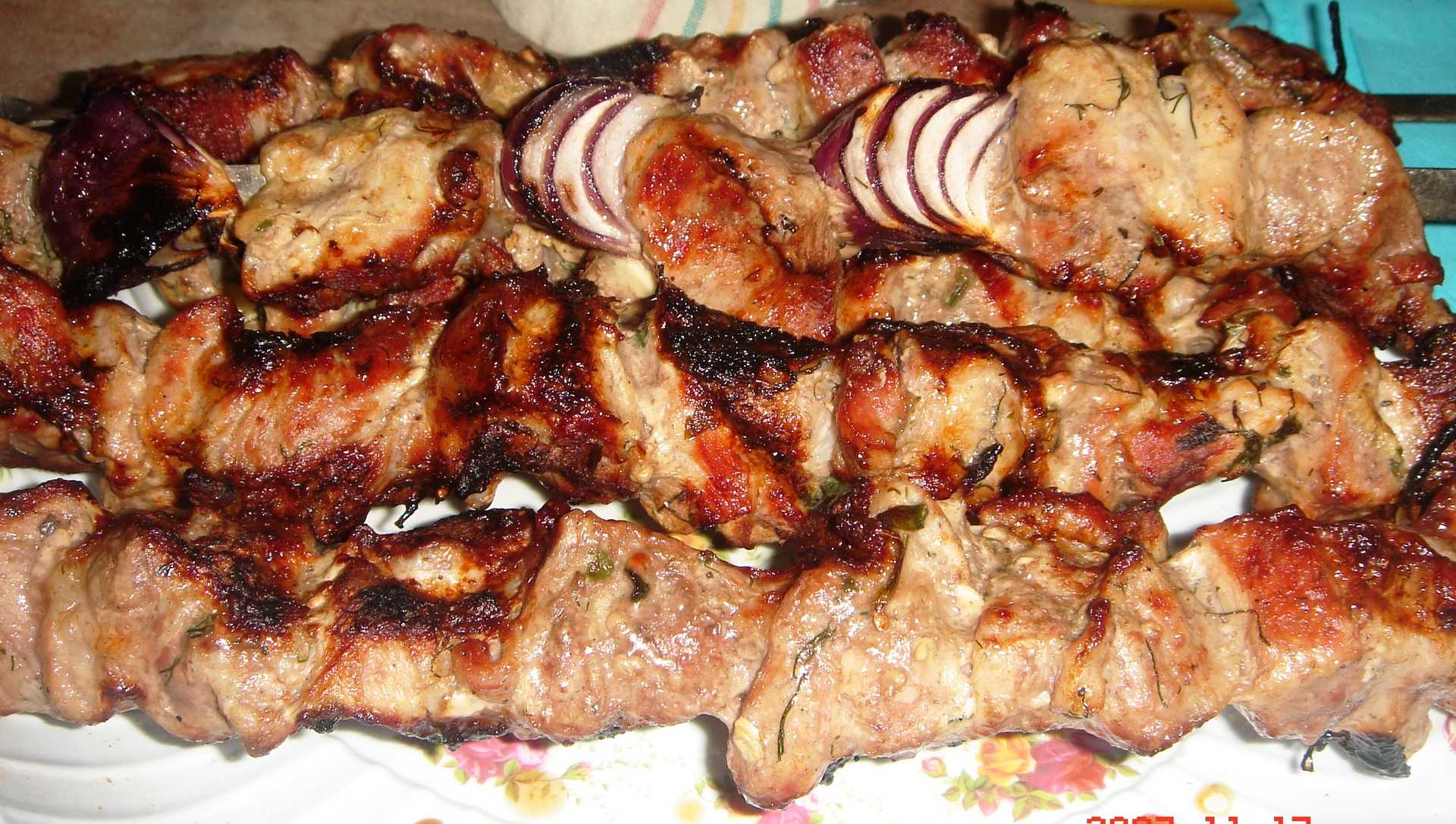 Самый вкусный шашлык из свинины – рецепт с уксусом — кулинарные рецепты любящей жены