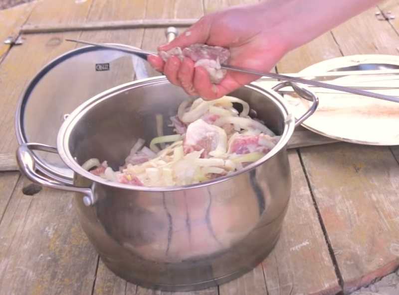 Шашлык с уксусом и майонезом - 10 пошаговых фото в рецепте